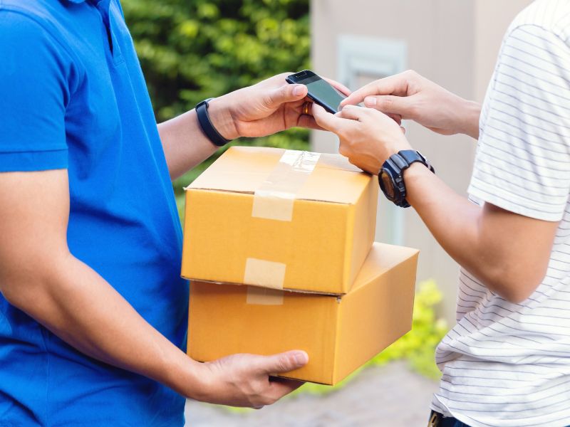 Sending Food Items Abroad from Hyderabad – Rules, Packing Tips & Delivery Time